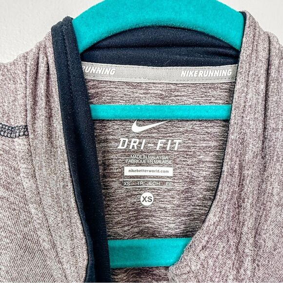 Nike Purple Long Sleeve Quarter Zip Dri-Fit Running Top Size XS - Picture 3 of 7